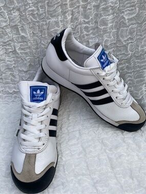 Adidas White Leather Samoa Sneakers with Black Stripes Sz 6.5